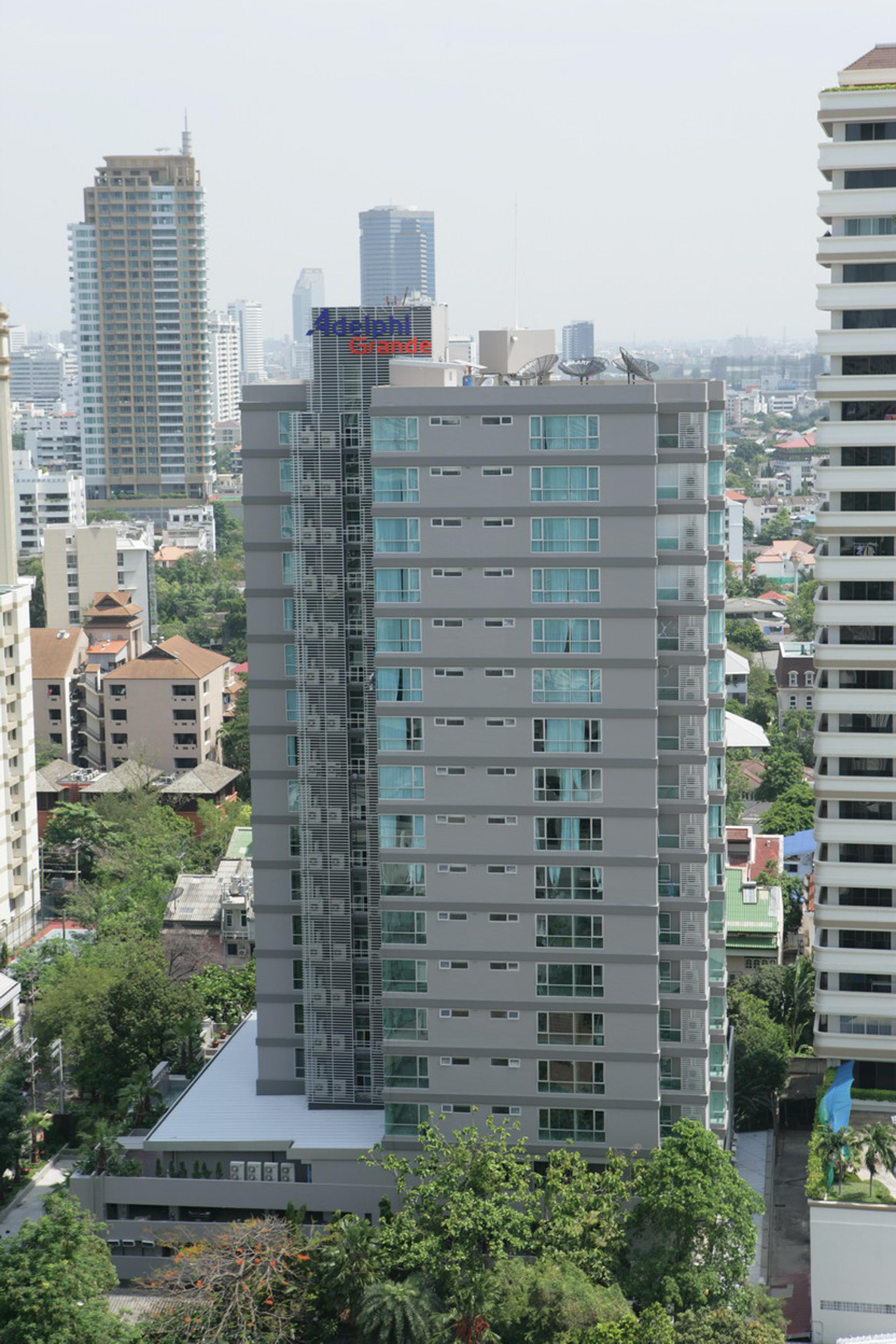 Hôtel Adelphi Grande Sukhumvit à Bangkok Extérieur photo